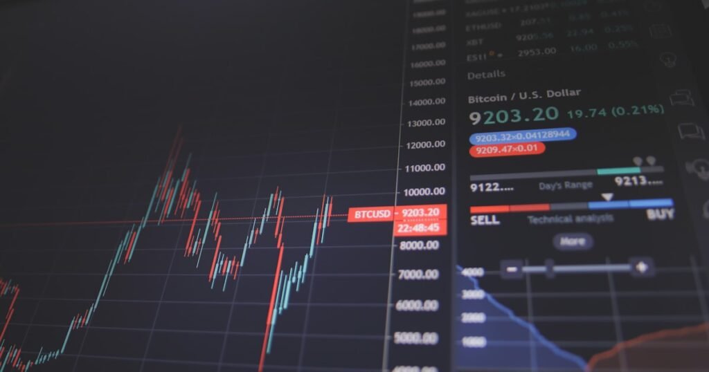 Wall Street street sign, symbolising a record stock market alongside falling U.S. consumer sentiment in August 2026